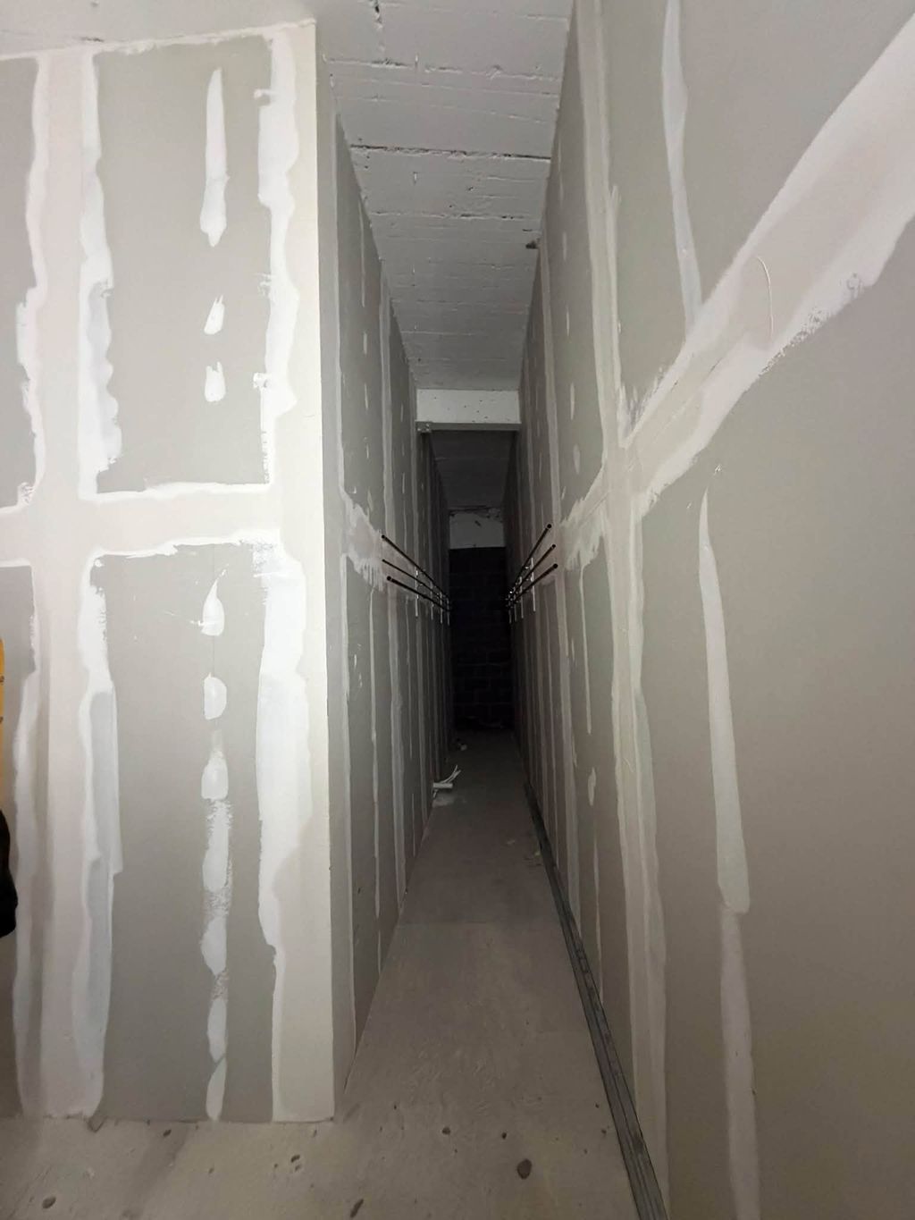 Taped and jointed partitions