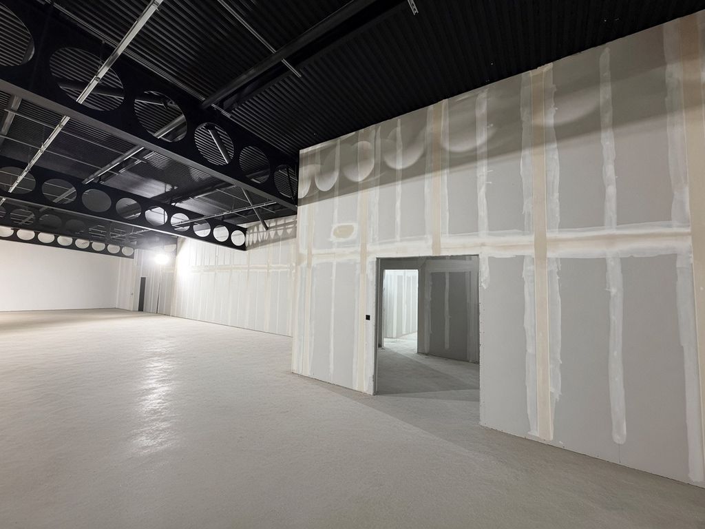 Drylining and tape & jointing, with a door opening formed